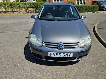 Used Volkswagen Golf 2005 for sale - 79070536: Photo