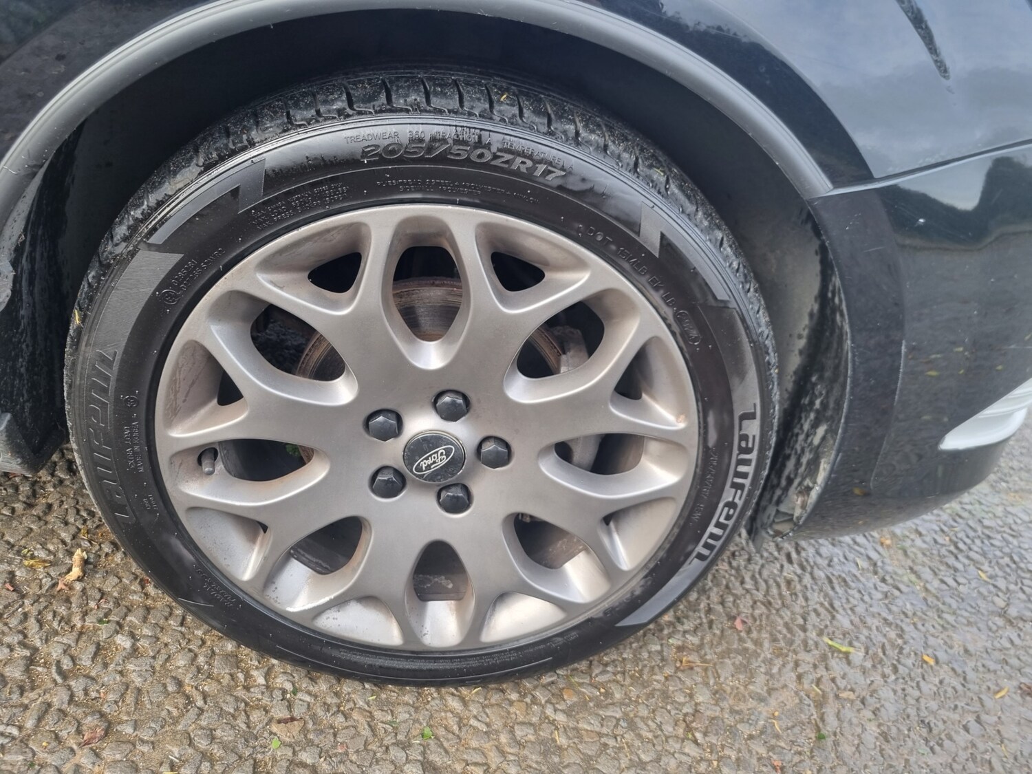 Used Ford Focus 2010 for sale - 76532536: Photo 11