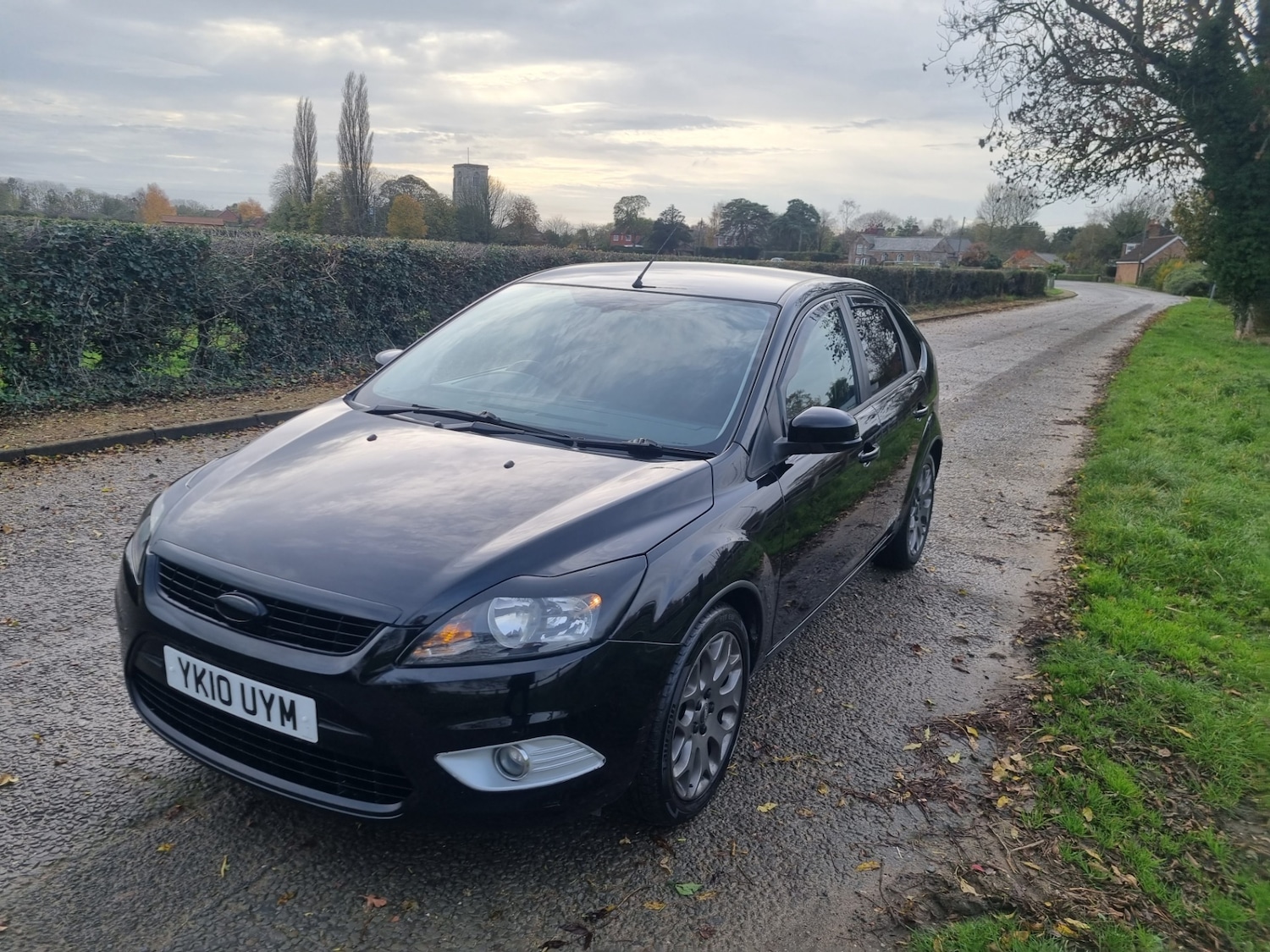 Used Ford Focus 2010 for sale - 76532536: Photo 3