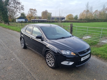 Used Ford Focus 2010 for sale - 76532536: Photo