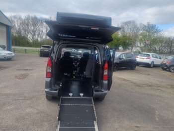 Used Peugeot Partner Tepee 2015 for sale - 74302590: Photo