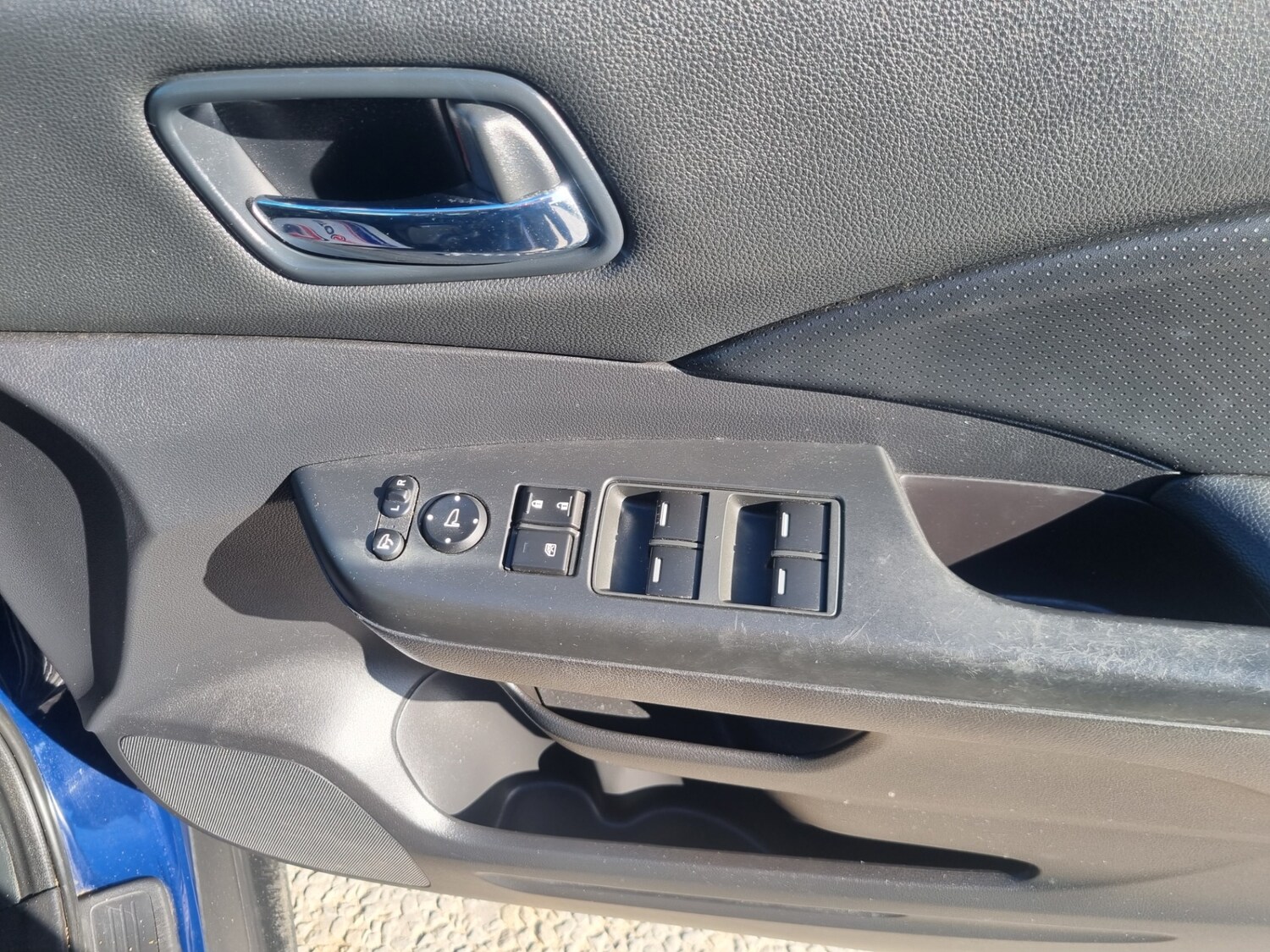Used Honda CR-V 2015 for sale - 76181642: Photo 22