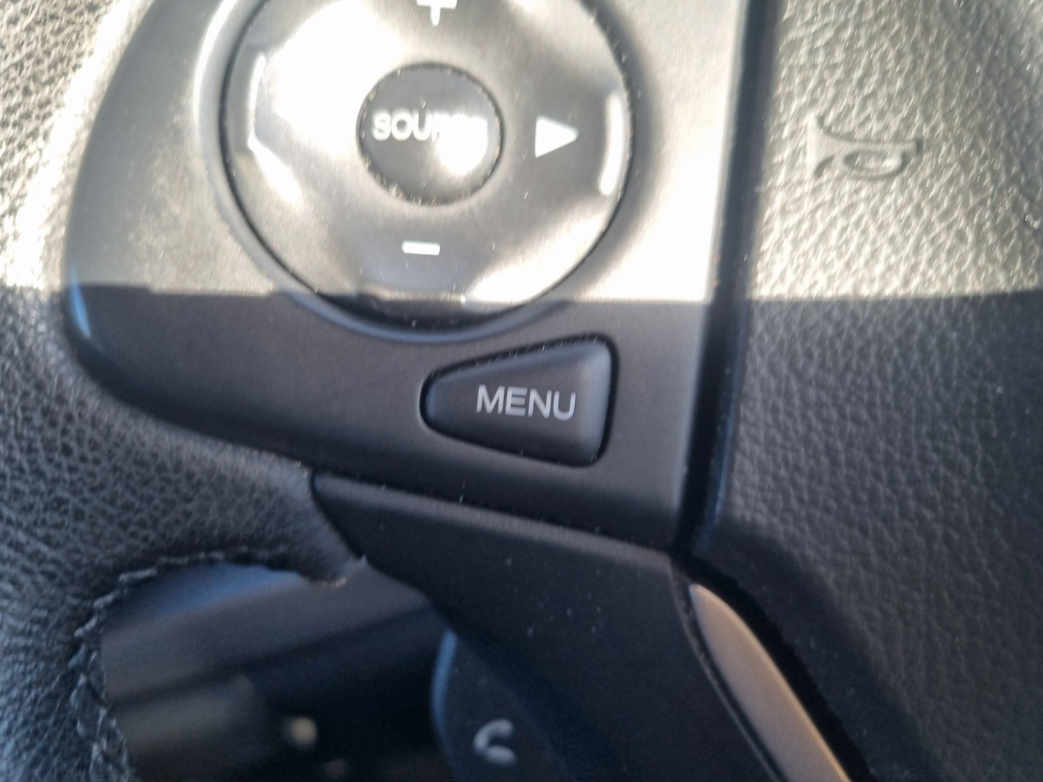 Used Honda CR-V 2015 for sale - 76181642: Photo 25