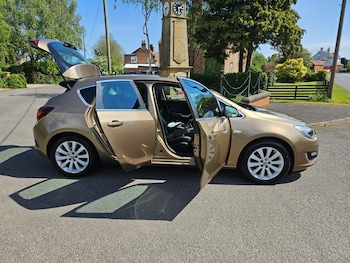 Used Vauxhall Astra 2014 for sale - 78499146: Photo