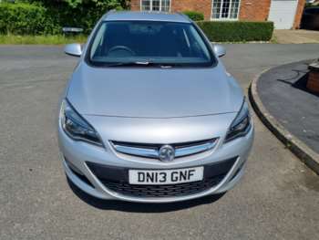 Used Vauxhall Astra 2013 for sale - 74940839: Photo