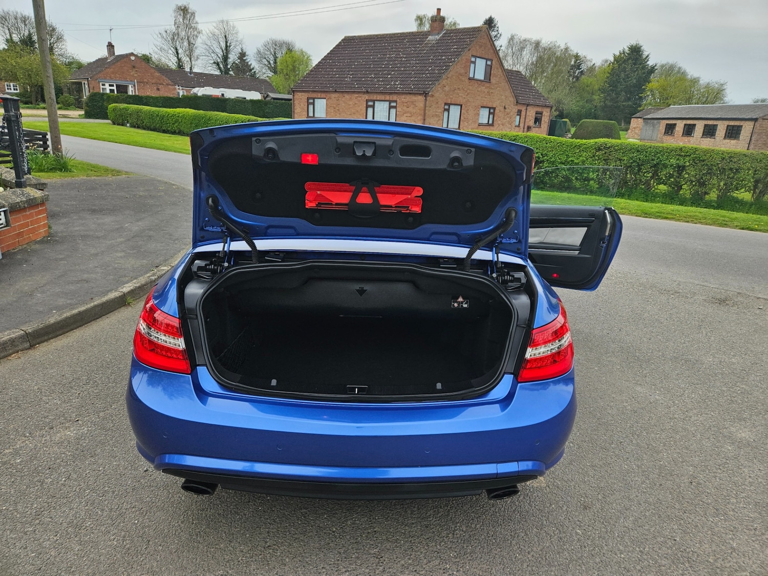 Used Mercedes-Benz E Class 2010 for sale - 78177139: Photo 18