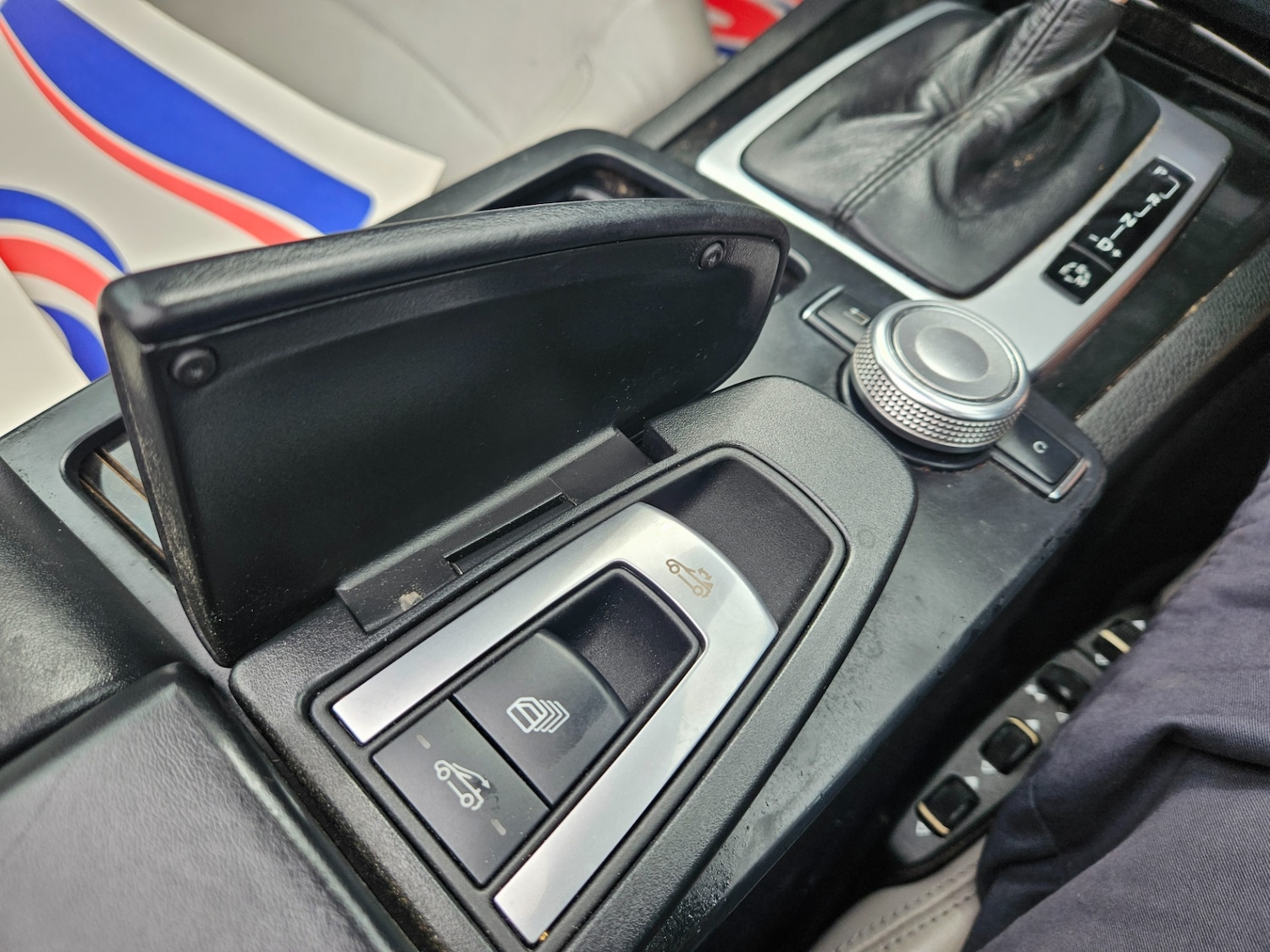 Used Mercedes-Benz E Class 2010 for sale - 78177139: Photo 29