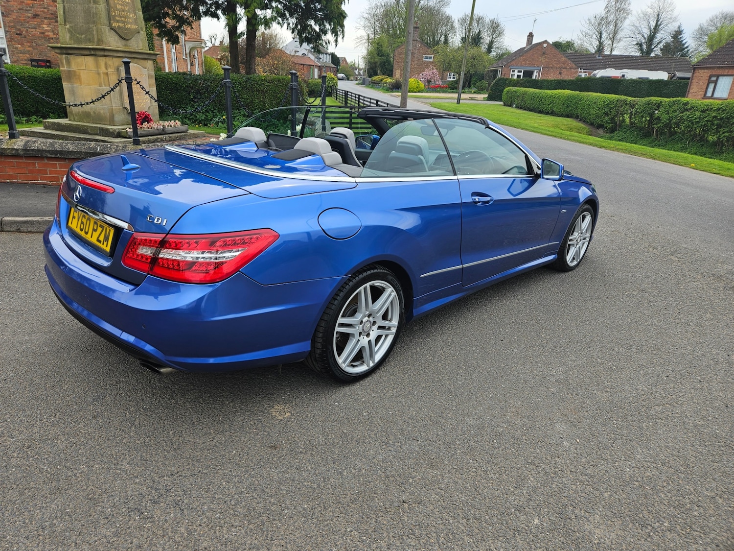 Used Mercedes-Benz E Class 2010 for sale - 78177139: Photo 8