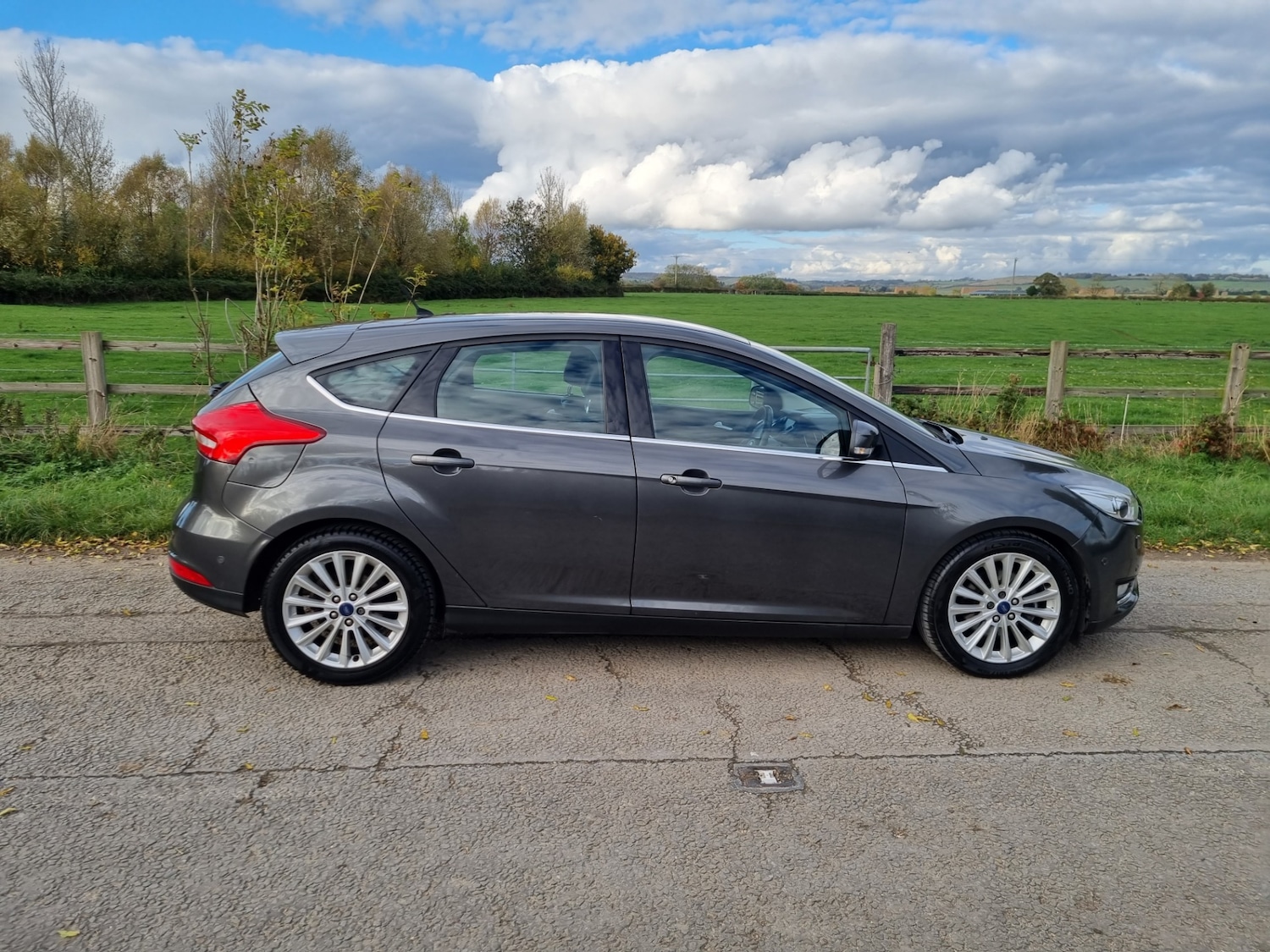 Used Ford Focus 2015 for sale - 76319780: Photo 12