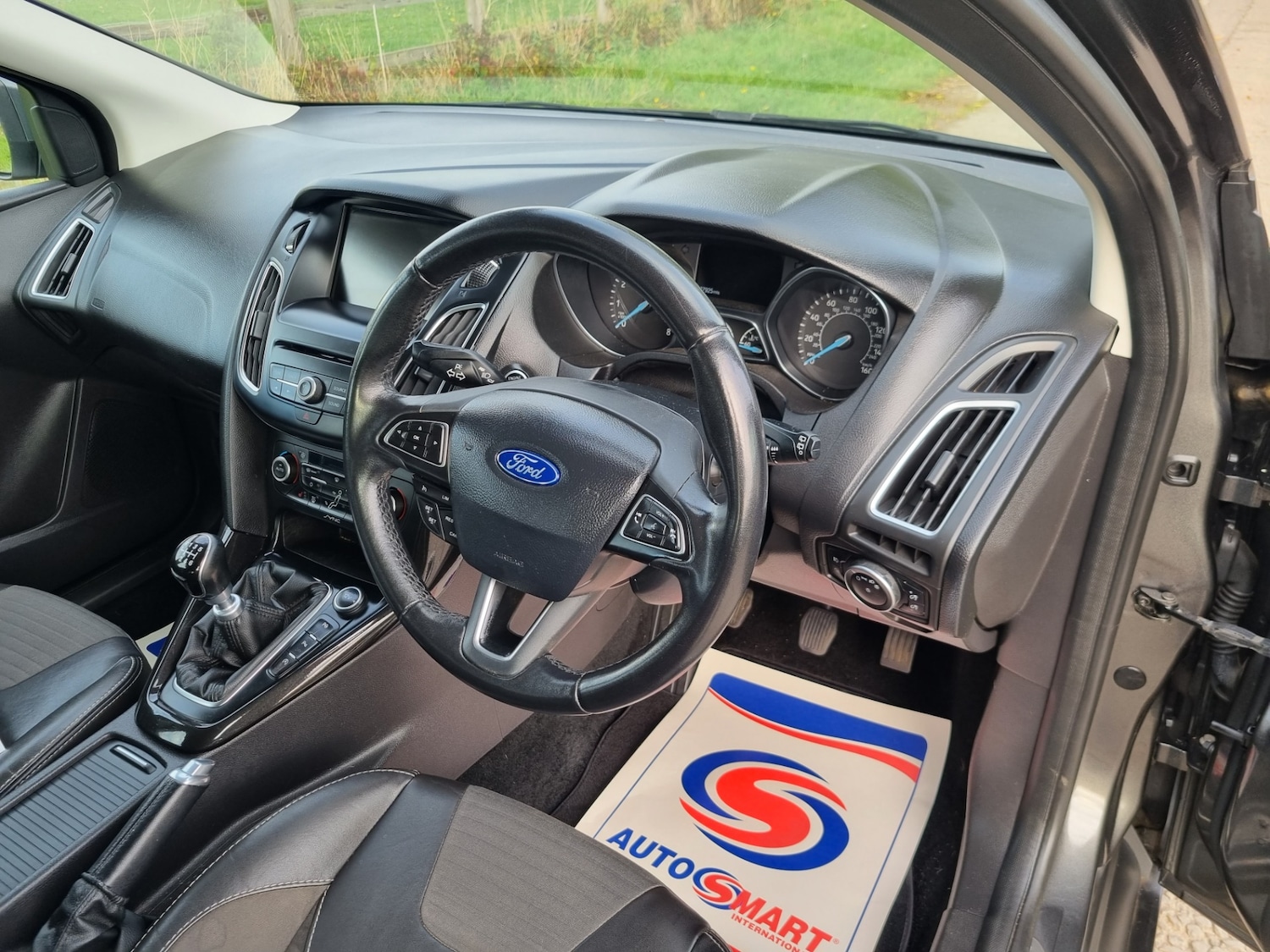 Used Ford Focus 2015 for sale - 76319780: Photo 2
