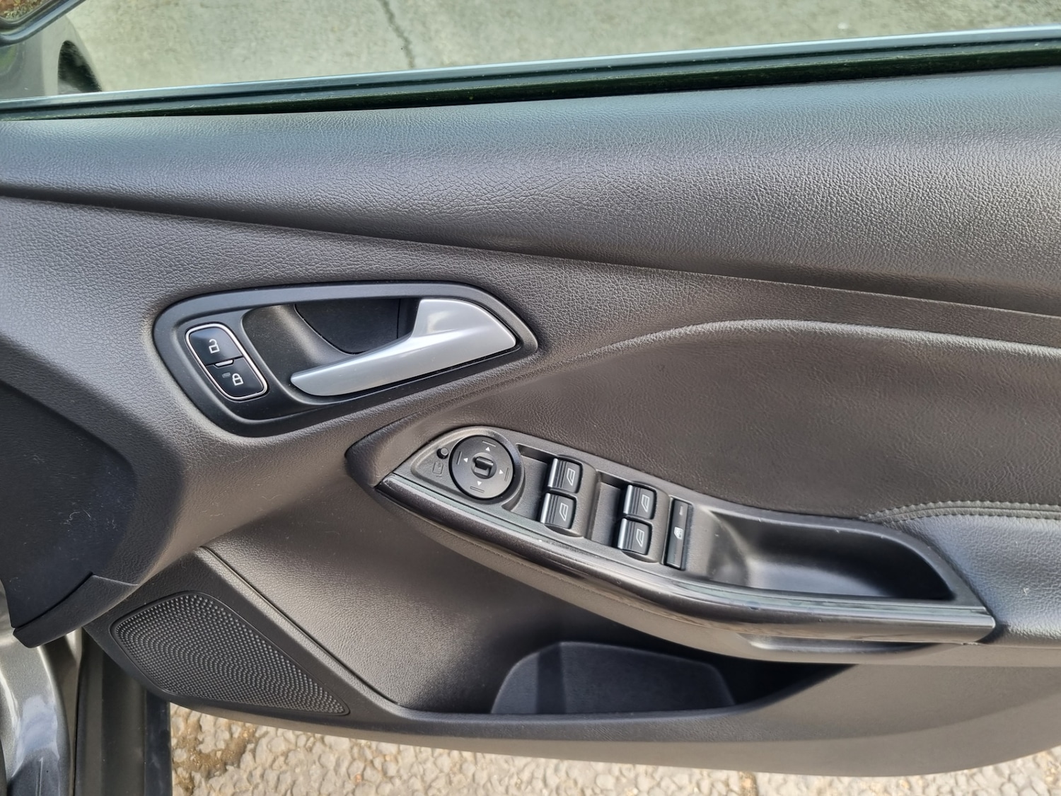 Used Ford Focus 2015 for sale - 76319780: Photo 23