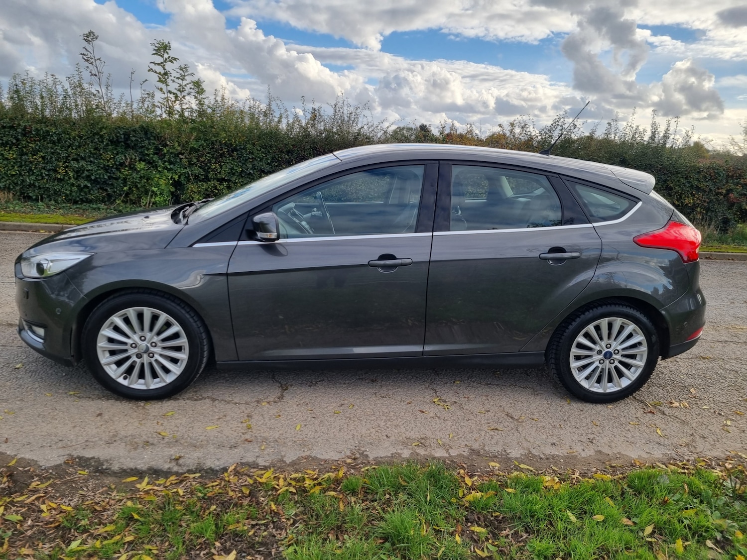 Used Ford Focus 2015 for sale - 76319780: Photo 5