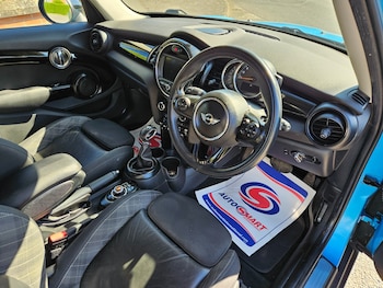 Used MINI Hatch 2018 for sale - 78324320: Photo