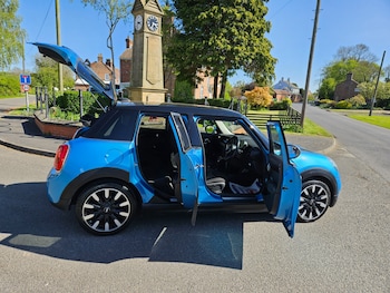 Used MINI Hatch 2018 for sale - 78324320: Photo