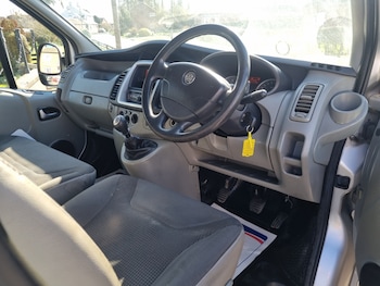 Used Vauxhall Vivaro 2014 for sale - 77813082: Photo