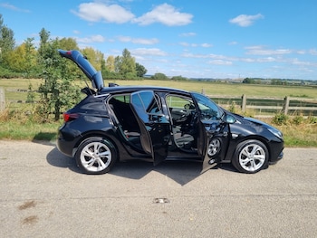 Used Vauxhall Astra 2018 for sale - 75511997: Photo