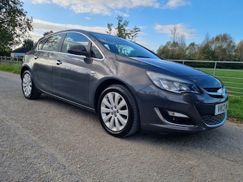 Used Vauxhall Astra 2013 for sale - 76113914: Photo