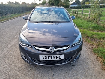 Used Vauxhall Astra 2013 for sale - 76113914: Photo