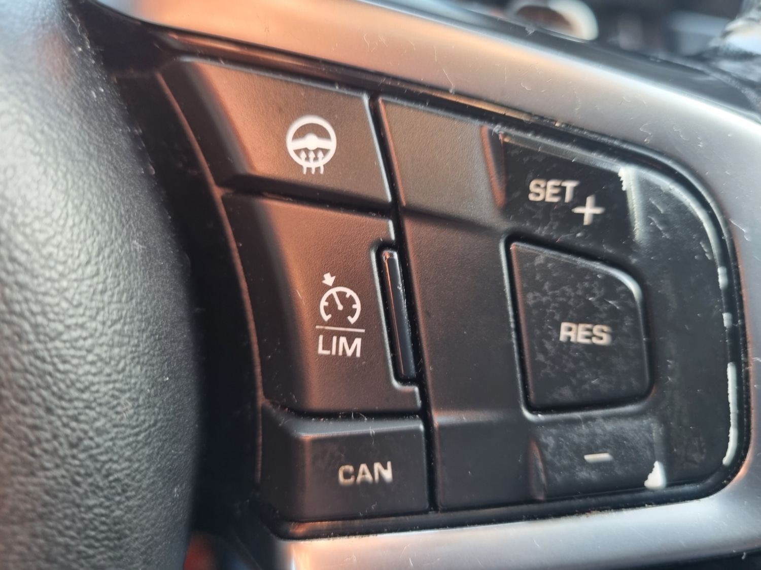 Used Jaguar XF 2017 for sale - 76694680: Photo 22