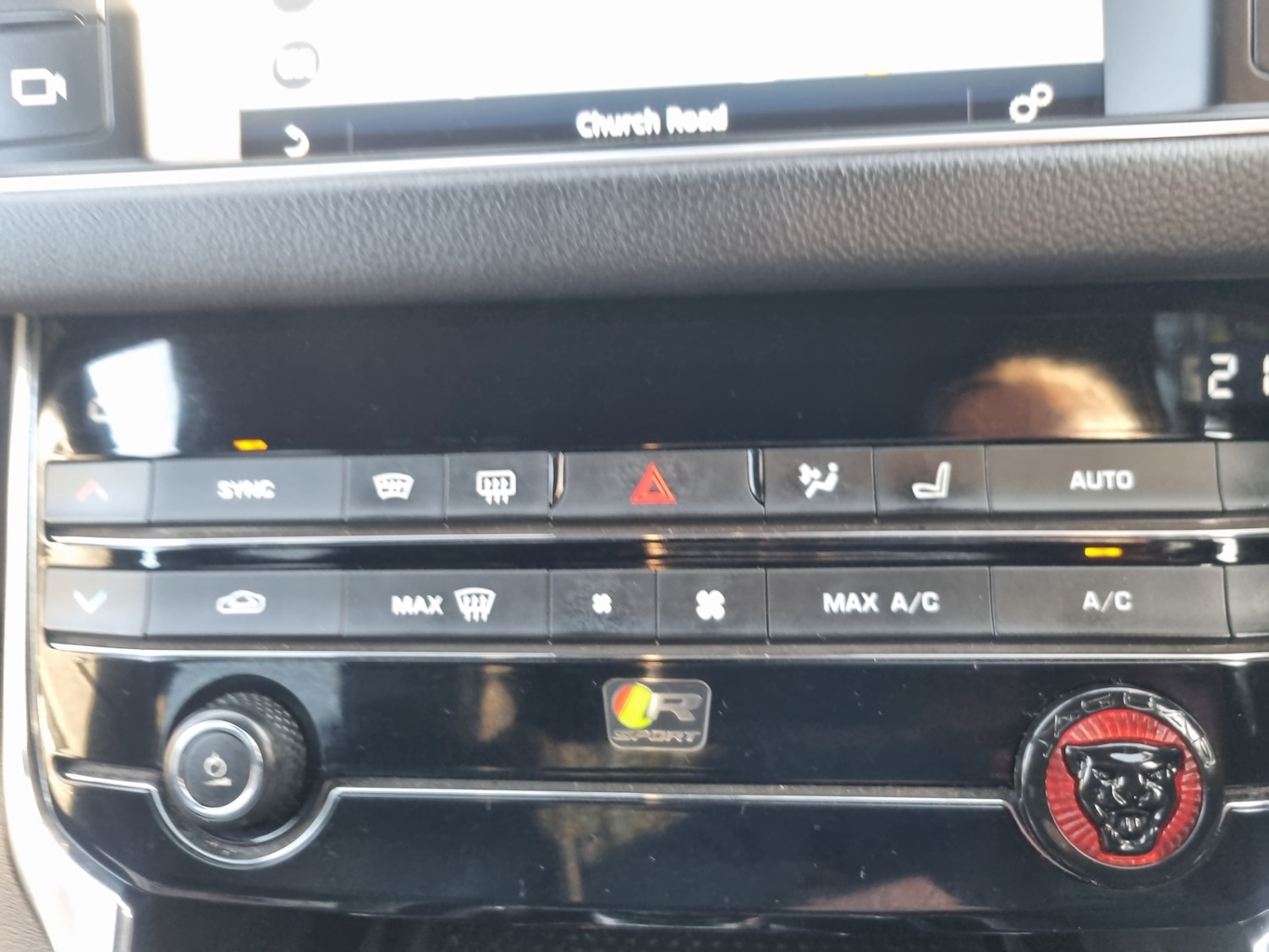 Used Jaguar XF 2017 for sale - 76694680: Photo 32