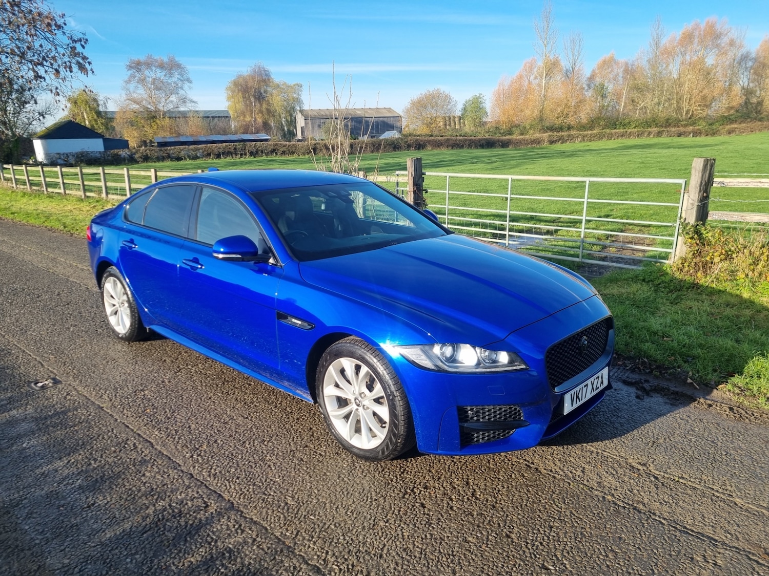 Used Jaguar XF 2017 for sale - 76694680: Photo 7