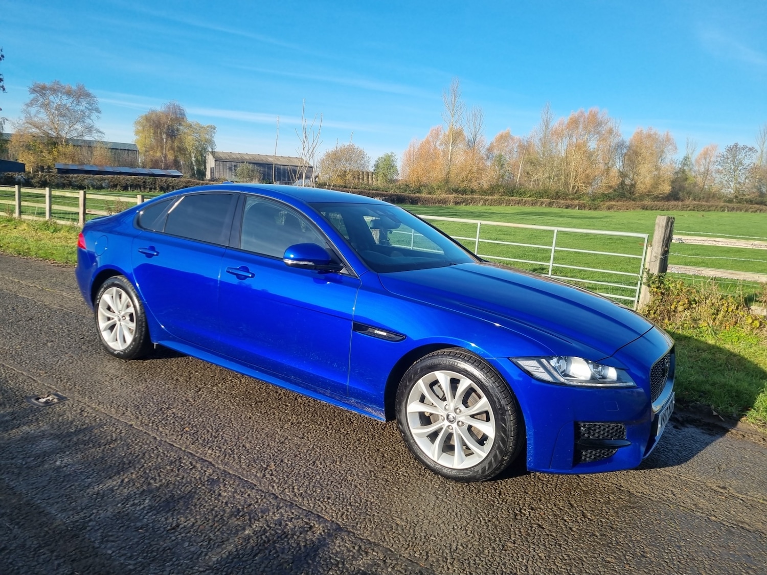 Used Jaguar XF 2017 for sale - 76694680: Photo 9