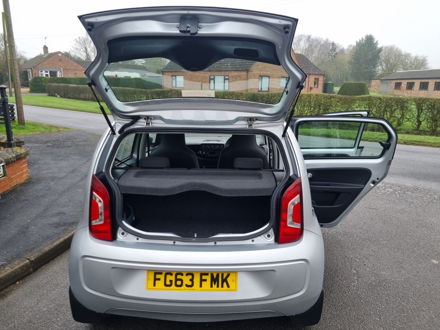 Used Volkswagen up! 2013 for sale - 77461647: Photo 14