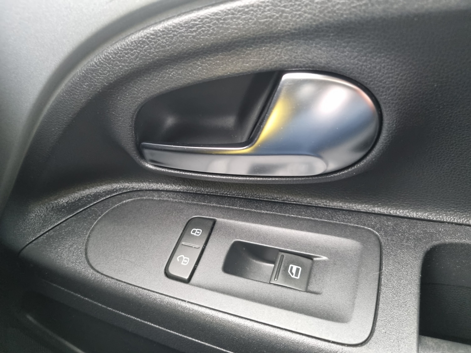 Used Volkswagen up! 2013 for sale - 77461647: Photo 18