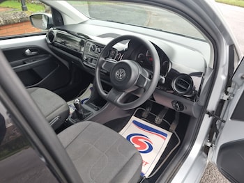 Used Volkswagen up! 2013 for sale - 77461647: Photo