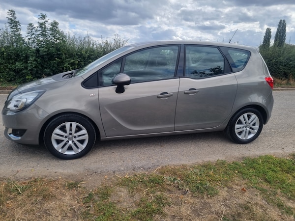 Used Vauxhall Meriva 2015 for sale - 75628334: Photo 9