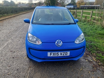 Used Volkswagen up! 2015 for sale - 76532234: Photo