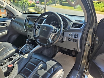 Used Mitsubishi L200 2017 for sale - 79081501: Photo