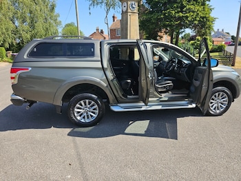 Used Mitsubishi L200 2017 for sale - 79081501: Photo