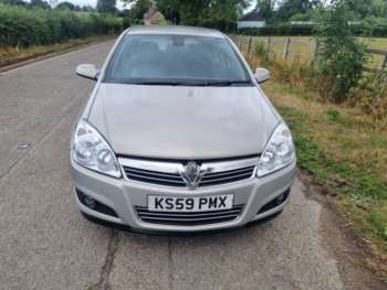 Used Vauxhall Astra 2010 for sale - 75262069: Photo