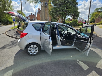 Used Vauxhall Meriva 2013 for sale - 79570335: Photo