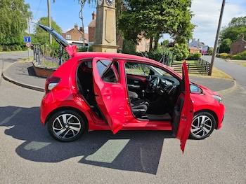 Used Peugeot 108 2015 for sale - 79152121: Photo