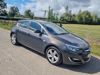 2015 (15) - 1.4T 16V SRi 5dr