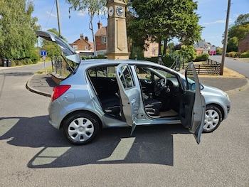 Used Vauxhall Corsa 2011 for sale - 79456770: Photo