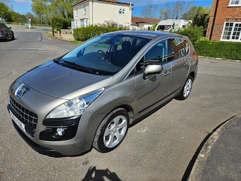 Used Peugeot 3008 2013 for sale - 77931676: Photo