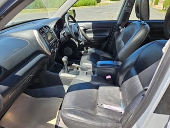 Used Toyota RAV4 2005 for sale - 79019691: Photo