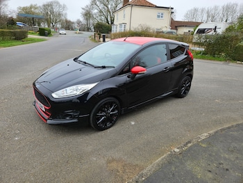 Used Ford Fiesta 2016 for sale - 77745675: Photo