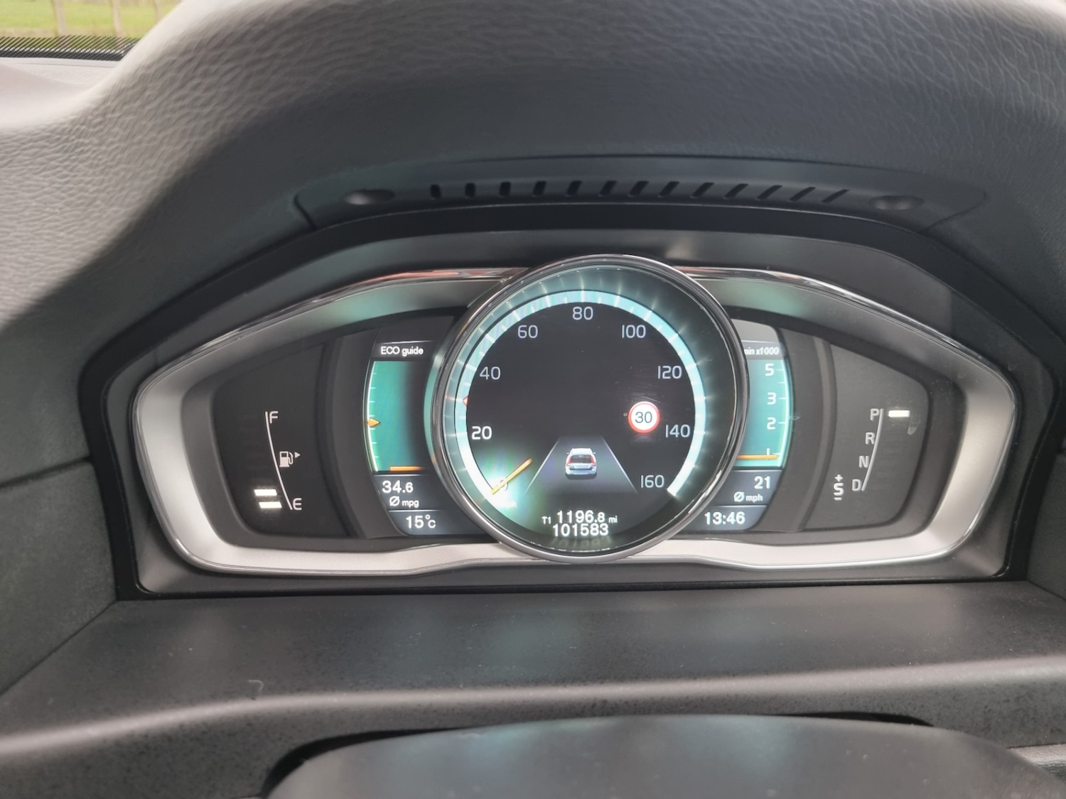 Used Volvo XC70 2015 for sale - 76477451: Photo 28