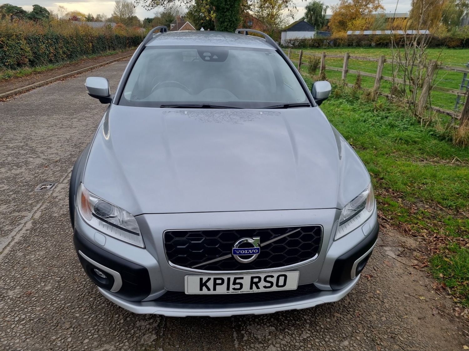 Used Volvo XC70 2015 for sale - 76477451: Photo 3