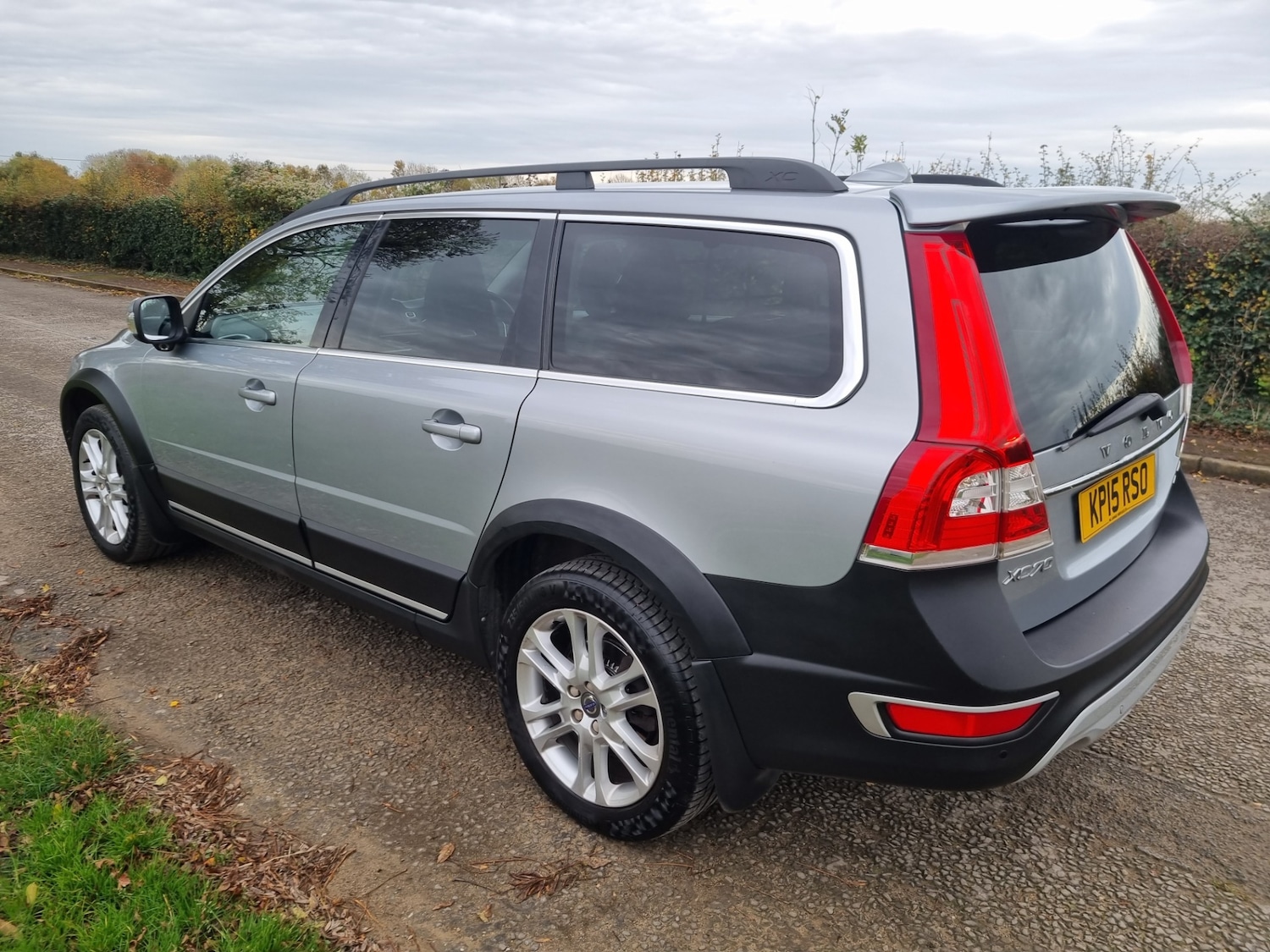 Used Volvo XC70 2015 for sale - 76477451: Photo 8