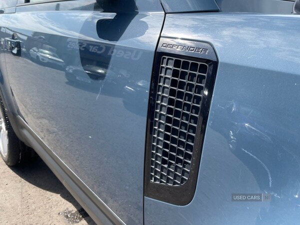 Used Land Rover Defender 2021 for sale - 75031660: Photo 51