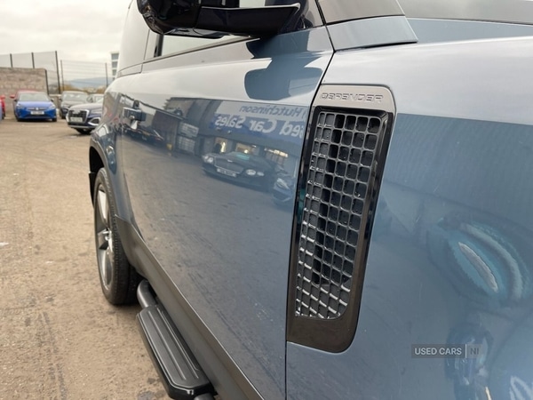 Used Land Rover Defender 2021 for sale - 75031660: Photo 59