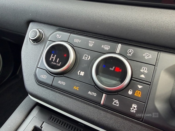 Used Land Rover Defender 2022 for sale - 78102108: Photo 18