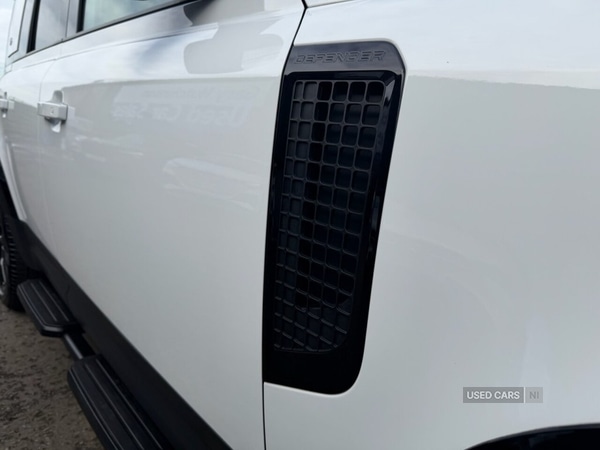Used Land Rover Defender 2022 for sale - 78102108: Photo 36