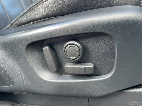 Used Land Rover Discovery 2017 for sale - 76562994: Photo 41