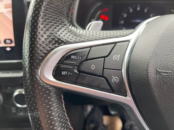 Used Renault Clio 2019 for sale - 76153644: Photo 30